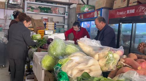 小攤位蝶變大產(chǎn)業(yè) 民豐縣誠信經(jīng)營的致富之路